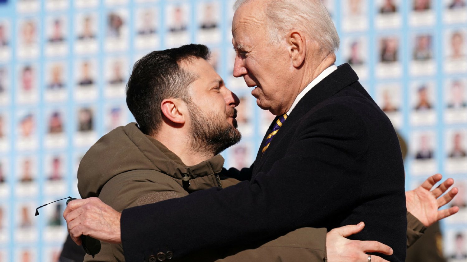 To już oficjalne. Prezydent USA Joe Biden właśnie jest w Kijowie. Spotkał się z Wołodymyrem Zełenskim.