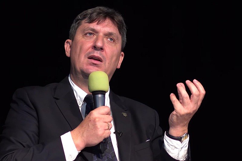 Prof. Paweł Skrzydlewski to doradca szefa MENiSW Przemysława Czarnka.