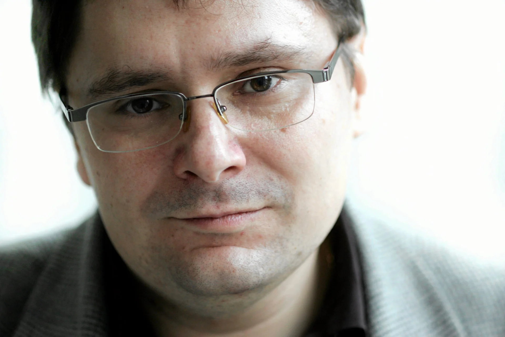 Terlikowski uznaje decyzje Jolie za absurdalne, dlatego je ośmiesza