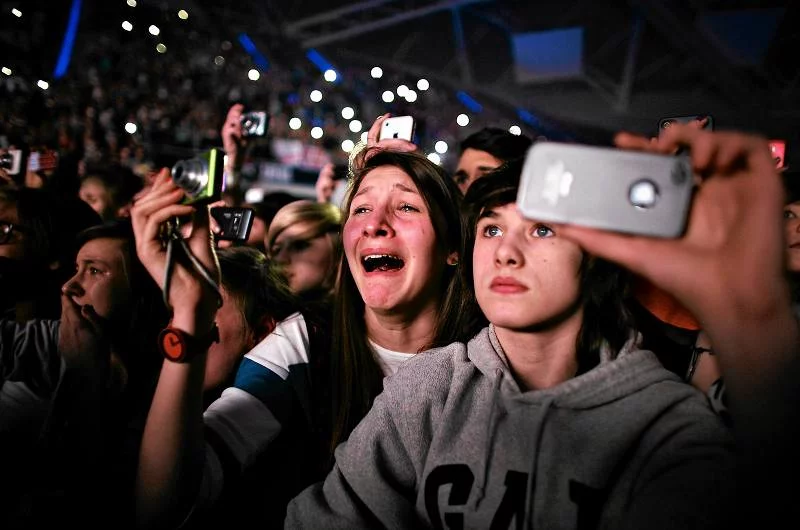 Fanki One Direction - obok miłośniczek Biebera - należą do najbardziej fanatycznych