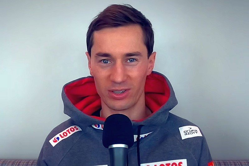 Polscy skoczkowie wystąpili w spocie Kancelarii Premiera. Przemówili Kamil Stoch, Dawid Kubacki, Piotr Żyła, Klemens Murańka i Paweł Wąsek.