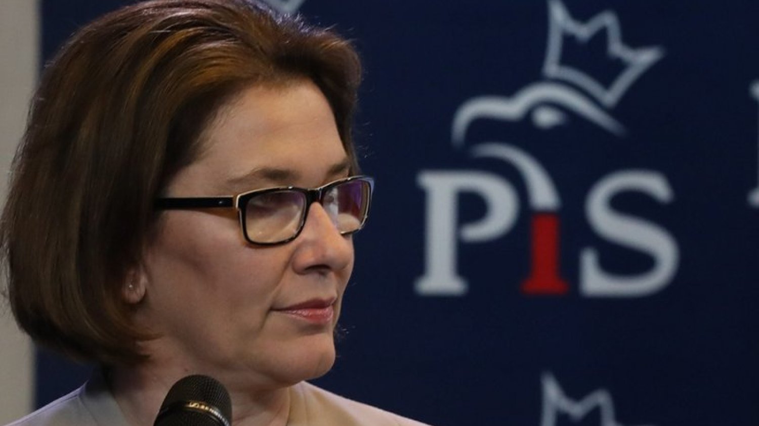 Usprawiedliwianie przemocy jest jej akceptacją – tak internauci oceniają wypowiedź Beaty Mazurek, rzeczniczki Prawa i Sprawiedliwości o "glanowaniu" KOD-owców w Radomiu.