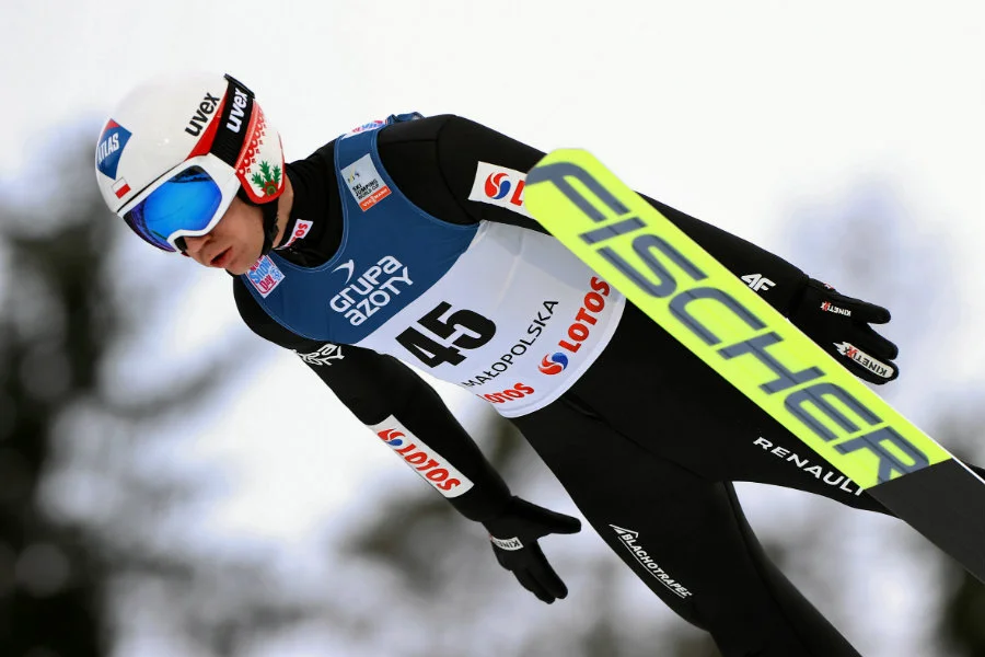 Kamil Stoch wygrał konkurs skoków Pucharu Świata w Zakopanem, Dawid Kubacki był trzeci.