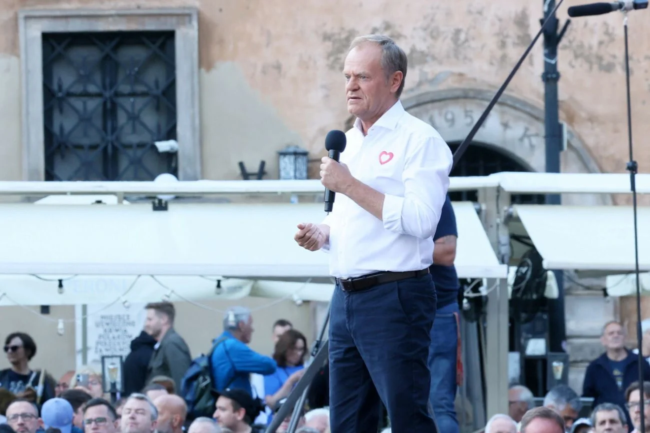 Tusk na marszu Trzaskowskiego Donald Tusk na marszu Trzaskowskiego