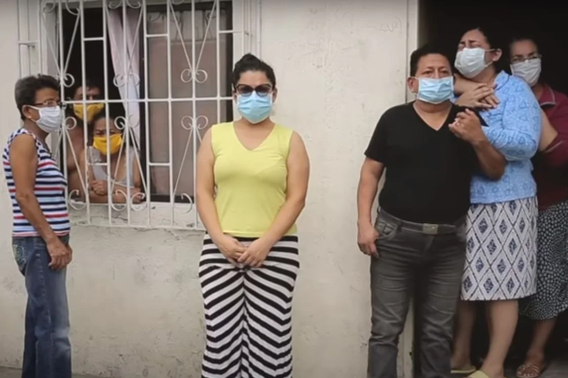 Widać zmniejszającą się liczbę nowych zakażonych w wielu państwach, ale do opanowania epidemii koronawirusa jeszcze daleko. Łącznie zakażonych koronawirusem na świecie jest już ponad 2,6 mln osób. Ponad 700 tysięcy udało się wyleczyć.