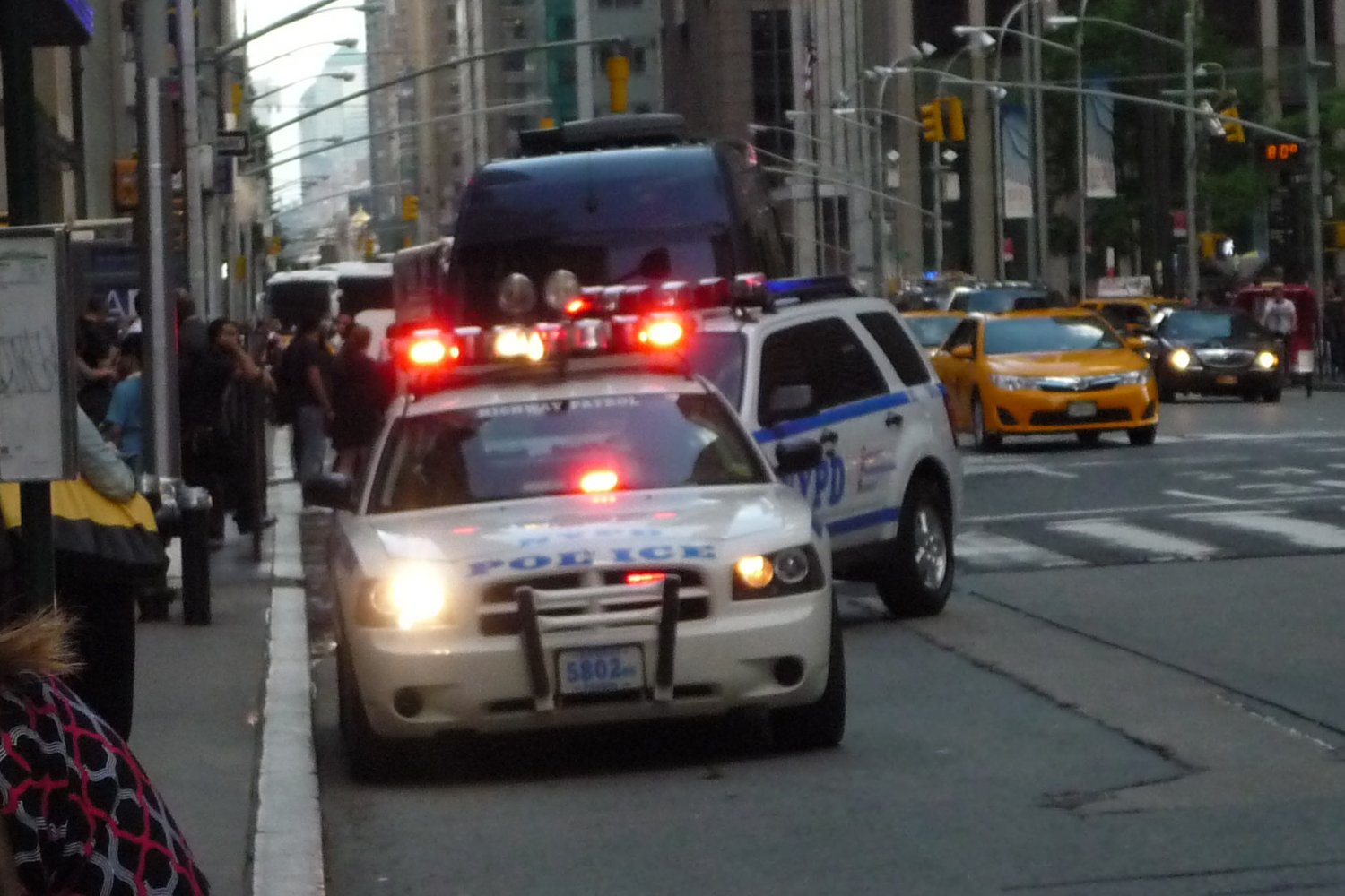 Kierowca rozpędzonego auta zabił jedną osobę.