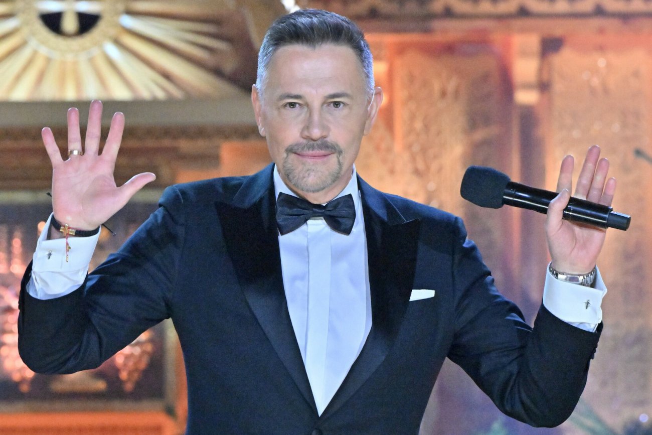 Nie uwierzycie, jak Ibisz zapowiedział Dodę na Sylwestrowej Mocy Przebojów Polsatu.