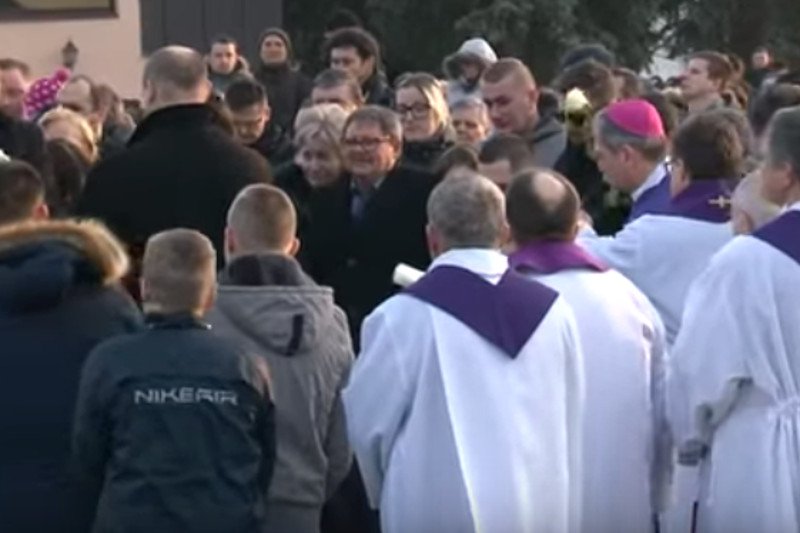 Pogrzeb dziennikarza Jana Kuciaka i mocne słowa słowackiego arcybiskupa: "Atak na dziennikarza uważam za atak na wolność".