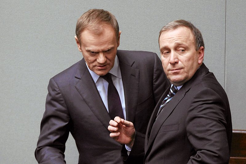 Już się umówili, jak będzie? Grzegorz Schetyna potwierdza, iż Donald Tusk jest "naturalnym kandydatem" opozycji w kolejnych wyborach prezydenckich.