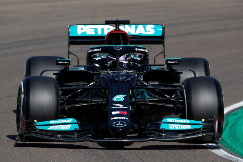 Lewis Hamilton wywalczył pole position po raz 99. w swojej karierze