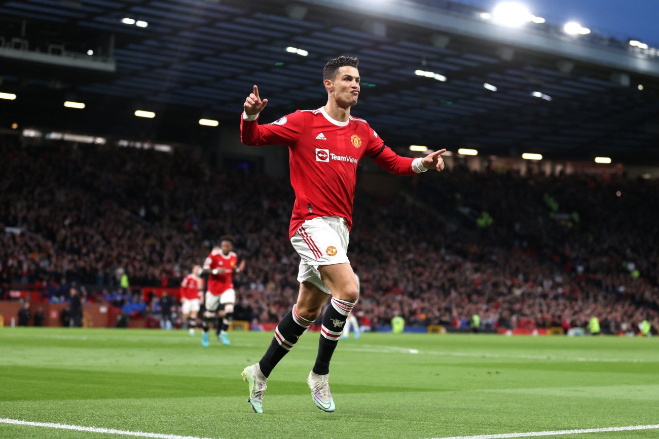 Cristiano Ronaldo w sobotni wieczór stał się najlepszym strzelcem w historii futbolu. To była jego wielka chwila!