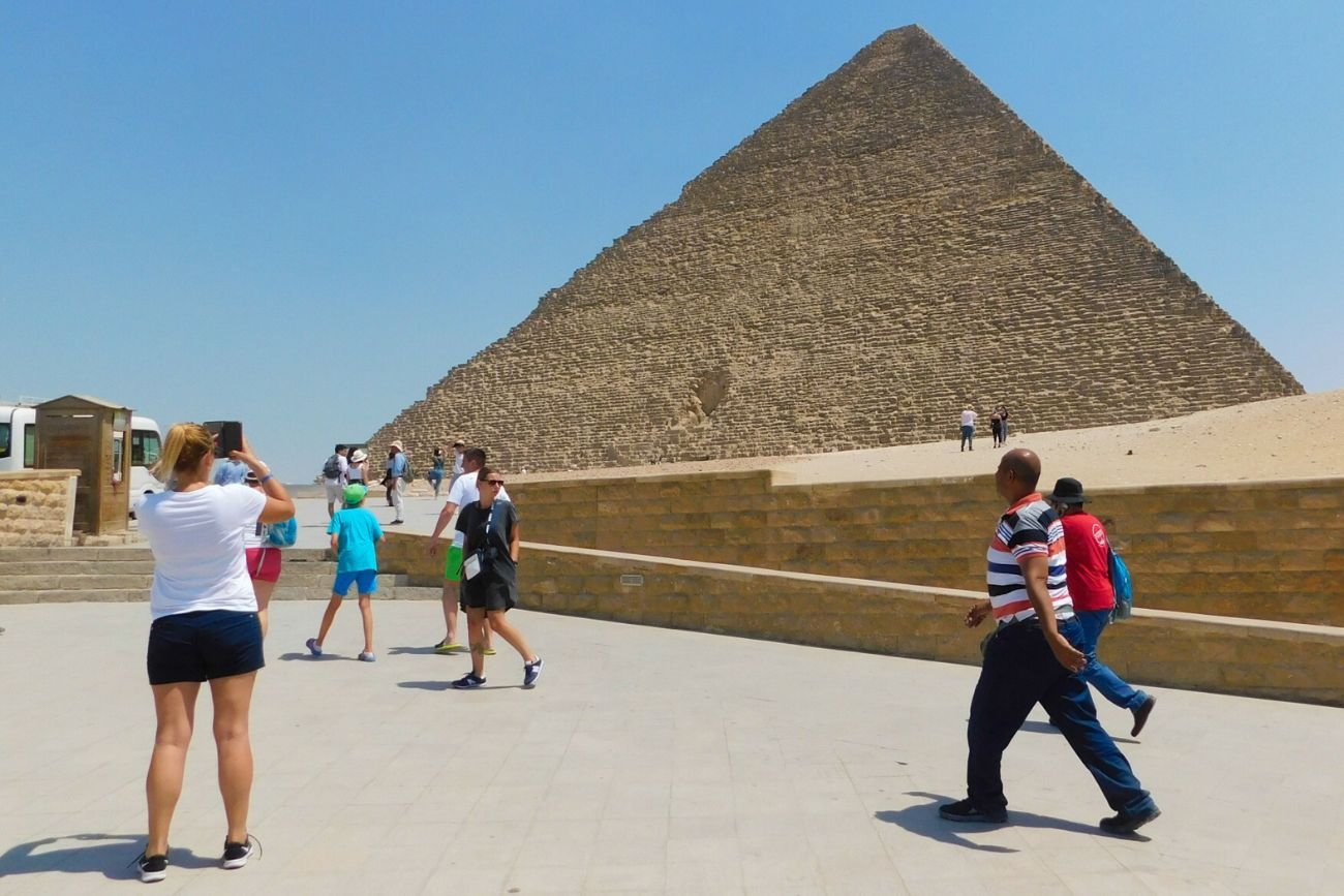 Egipt chce zatrzymać przemyt telefonów. Zapłacą także turyści