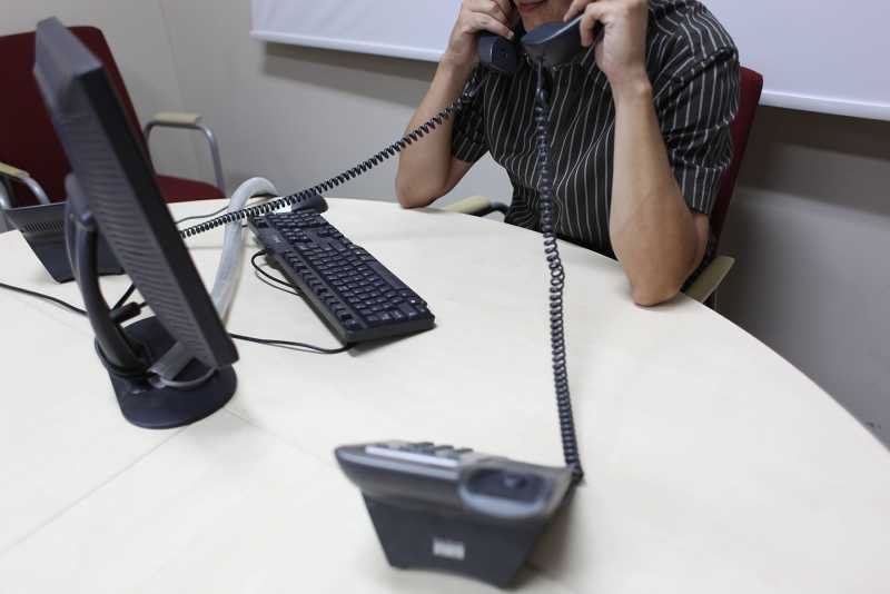 Ta sama płaca, więcej pracy – na to skarżą się pracownicy. I domagają się mniejszej ilości obowiązków, by godzić pracę z życiem rodzinnym.