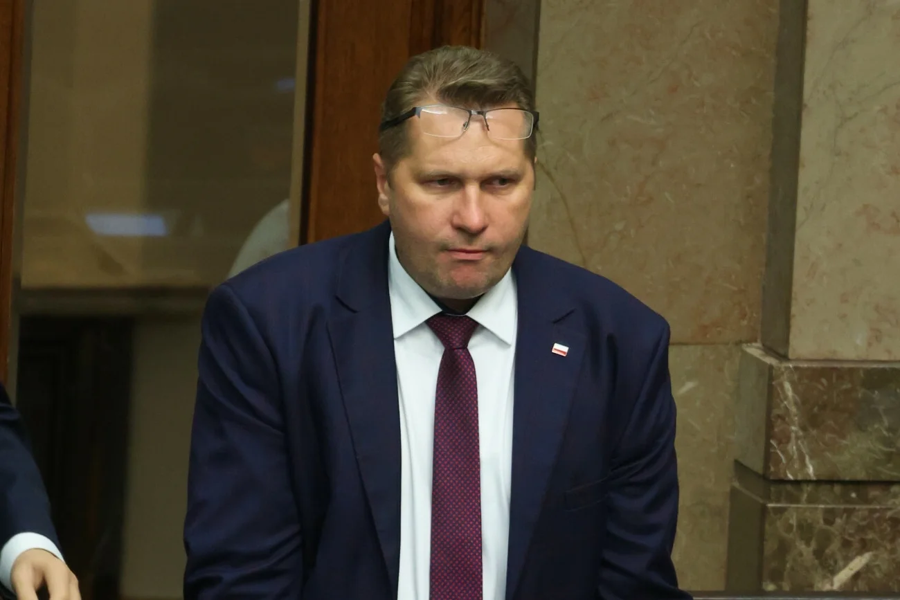 Przemysław Czarnek udawał się w delegacje. Ostatnia kosztowała... prawie 70 tys. zł