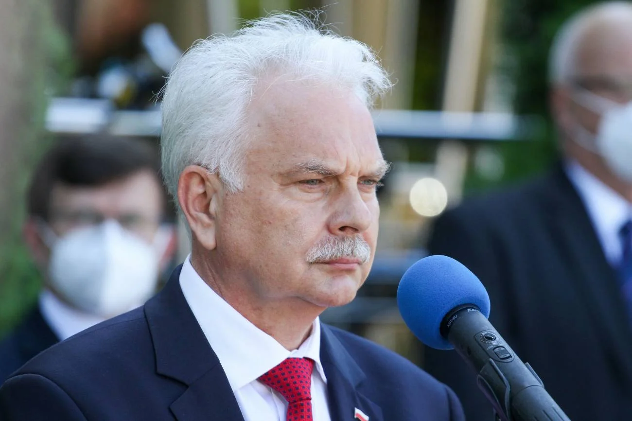 Waldemar Kraska poinformował, że we wtorek mamy do czynienia z 400 nowymi przypadkami zakażeń COVID-19