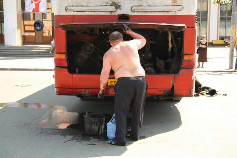 Siedzenie za kółkiem wpływa na zdrowie bardziej, niż można się było tego spodziewać.