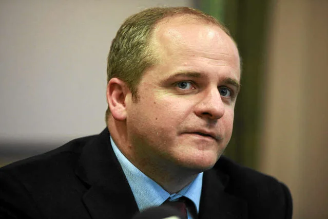 Paweł Kowal bierze tymczasowy rozbrat z polityką.