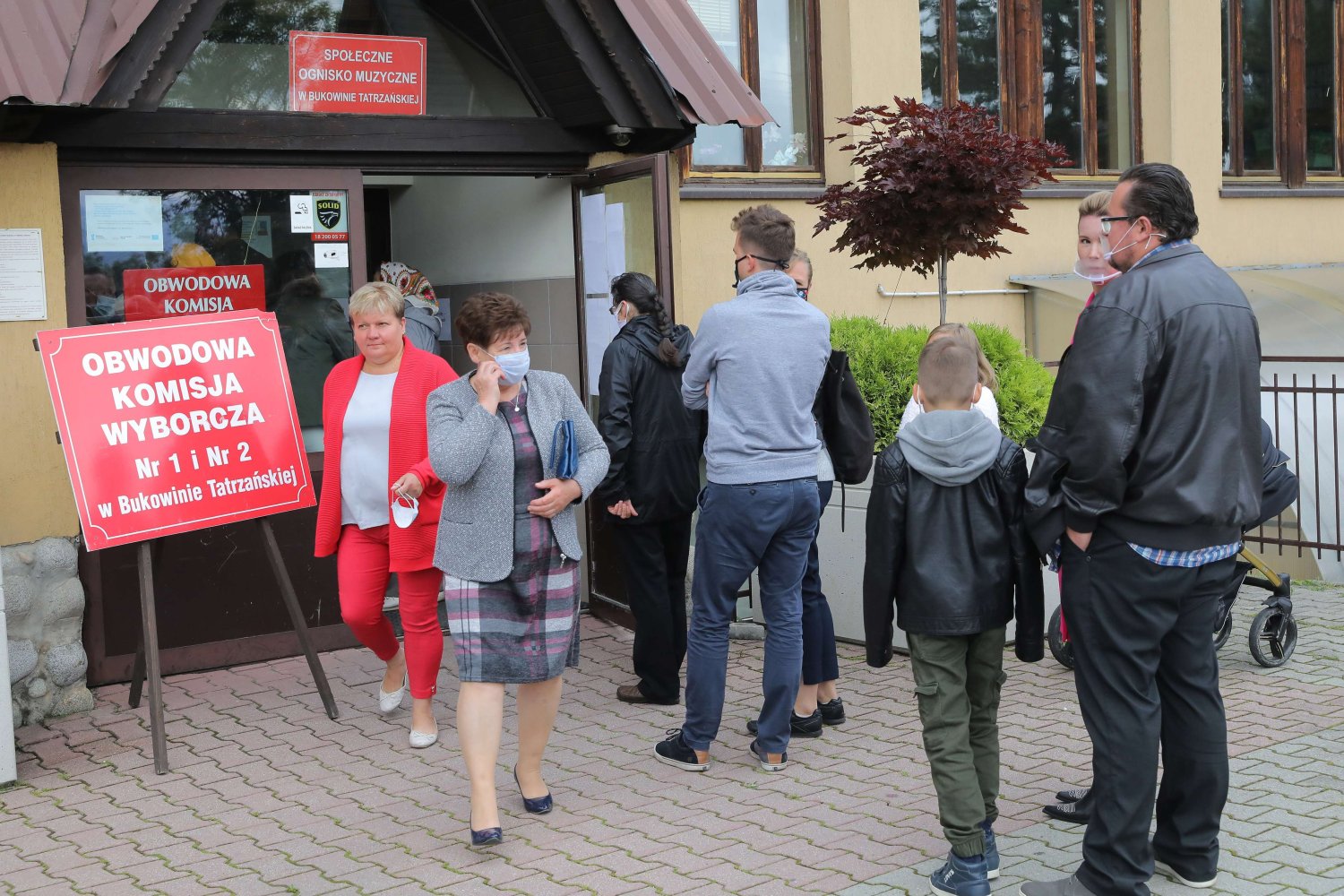 W Zakopanem, Krynicy, Białce czy Bukowinie zabrakło kart do głosowania podczas II tury wyborów prezydenckich.