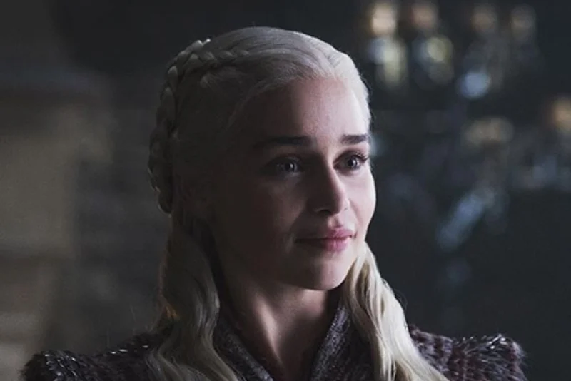 Emilia Clarke dwukrotnie zmierzyła się z tętniakiem mózgu.