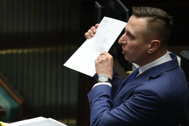 Poseł Brejza od wielu miesięcy próbuje się dowiedzieć o efekty pracy podkomisji smoleńskiej. Bez skutku.