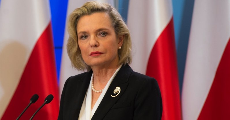 Minister Anna Maria Anders