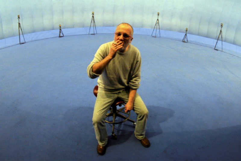 Stanisław Tyczyński ma dla młodych Polaków bardzo gorzką receptę...