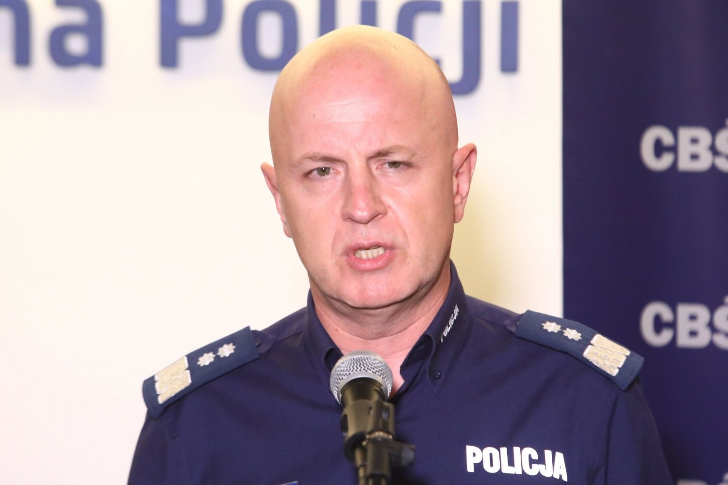 Brat komendanta Jarosława Szymczyka (na zdjęciu) usłyszał zarzuty. Chodzi o karuzelę vatowską.