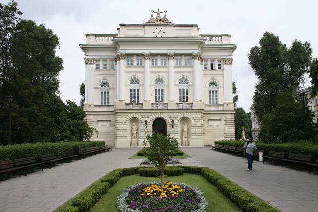 Kampus Uniwersytetu Warszawskiego. Dawny gmach BUW