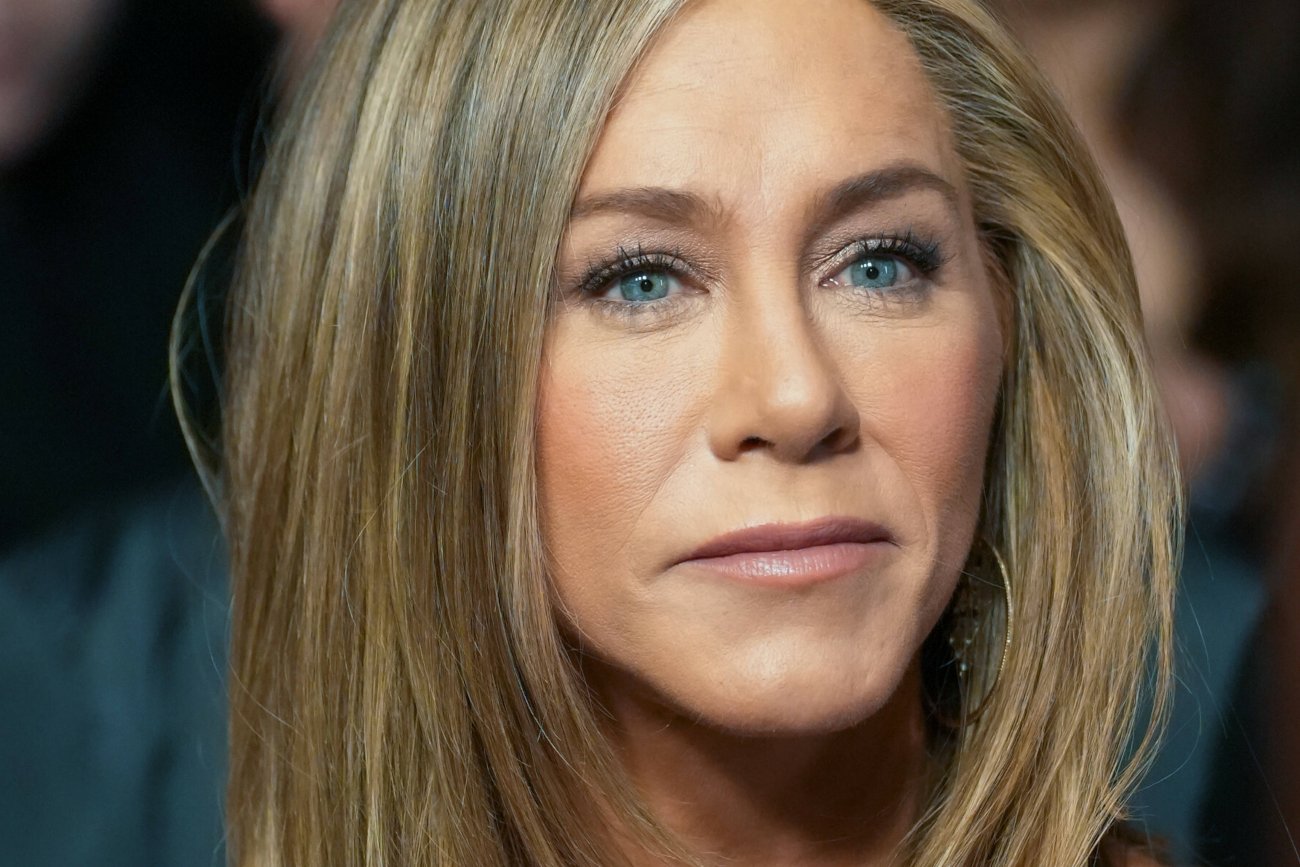 Jennifer Aniston przeżywa śmierć Matthew Perry'ego.