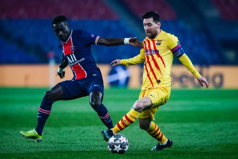 FC Barcelona odpadła z Ligi Mistrzów, a Lionel Messi nie strzelił rzutu karnego
