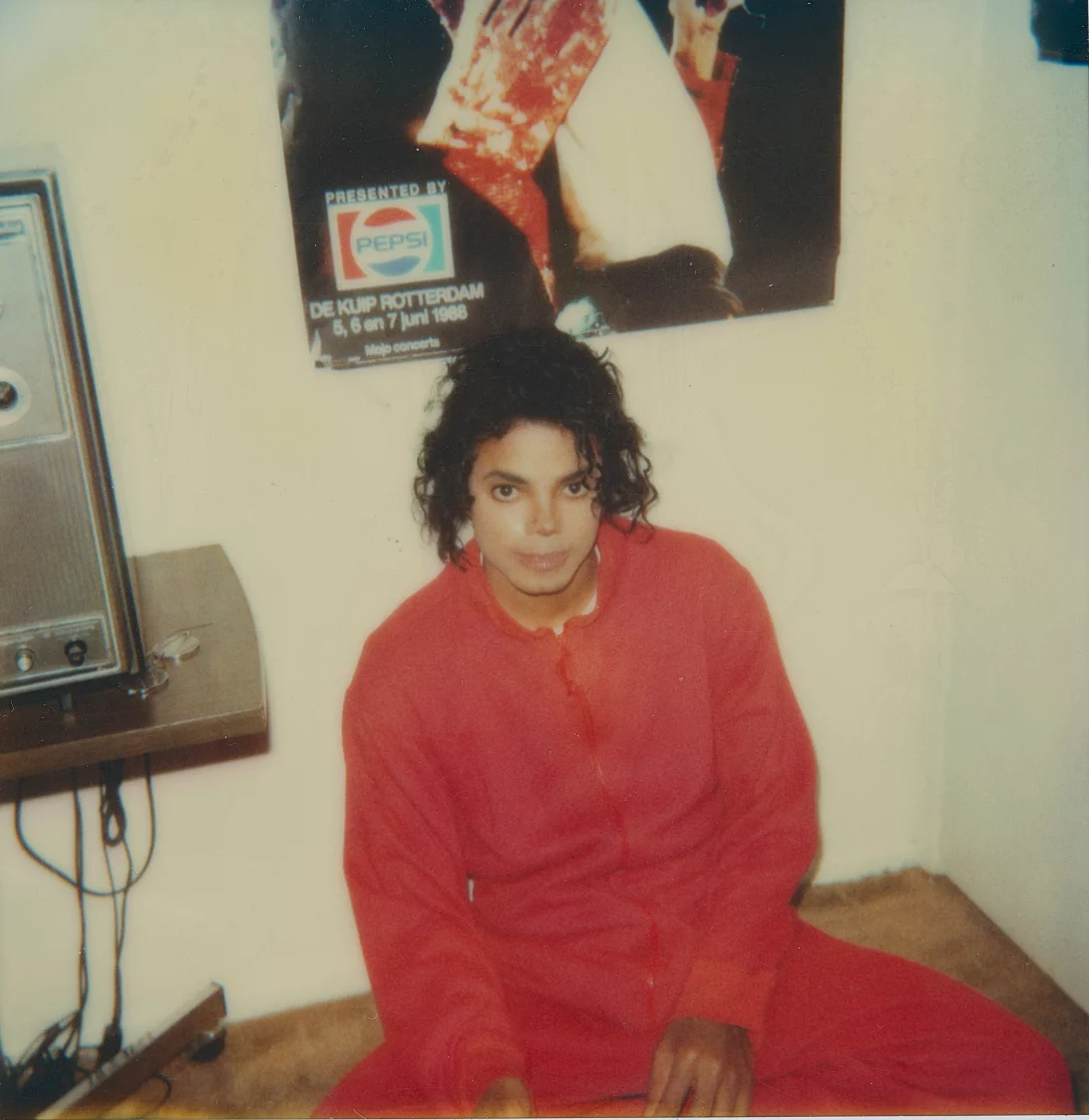 MJ w domu Jamesa Safechucka