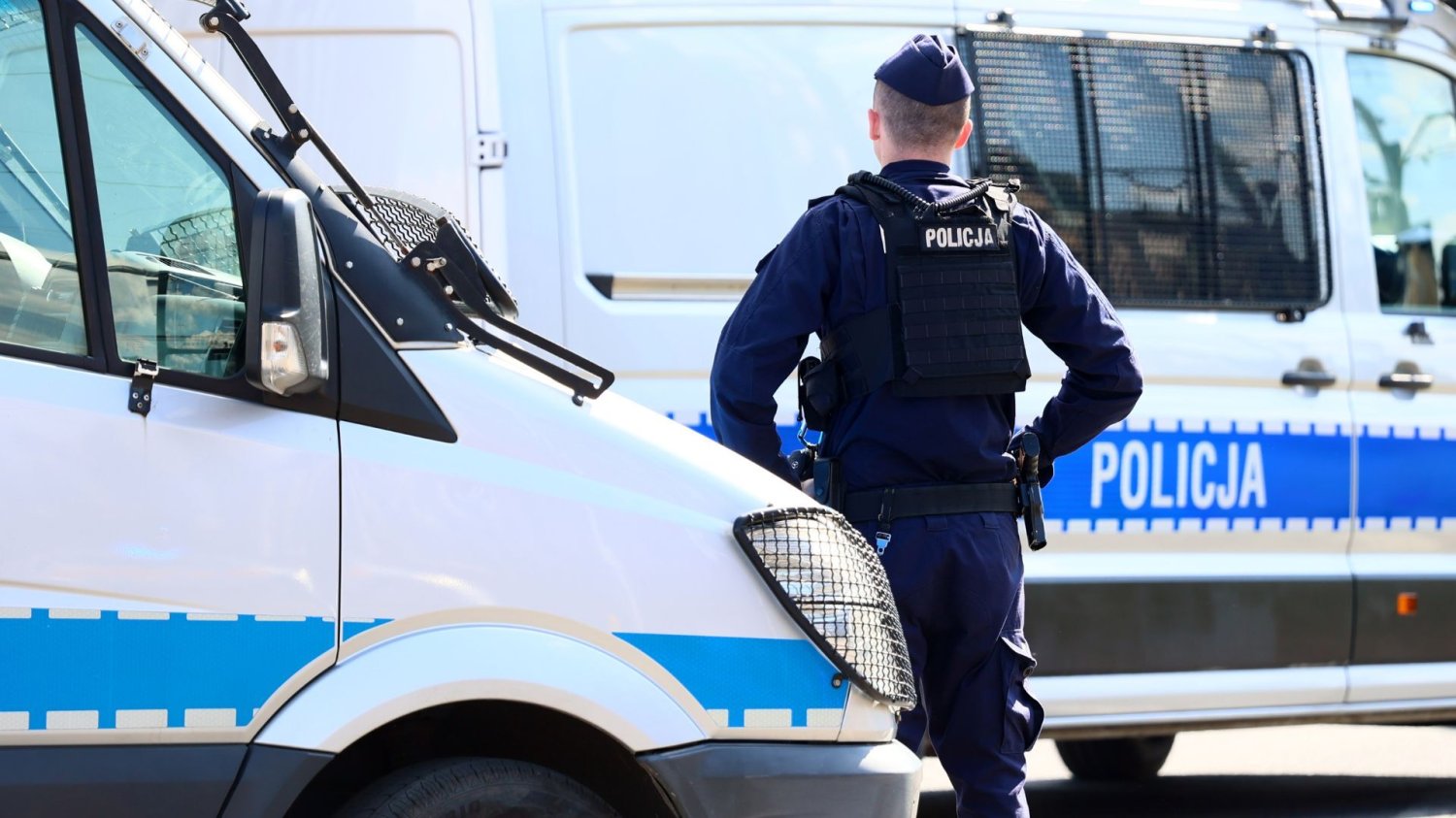 Wozy policyjne, policjant