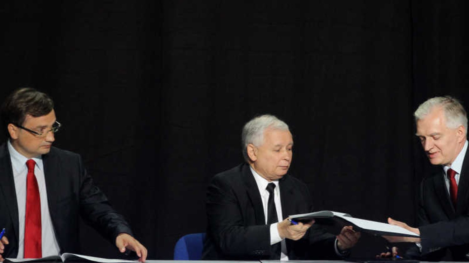 Wiemy co PiS zapisze w projekcie nowej konstytucji.