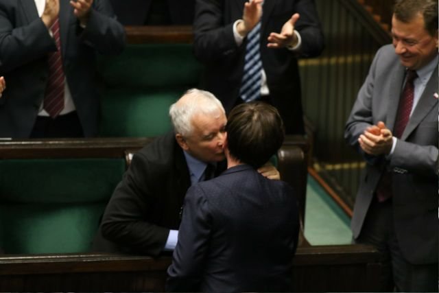 Według informacji "Rzeczpospolitej", Jarosław Kaczyński podjął decyzję ws. stanowiska premiera.