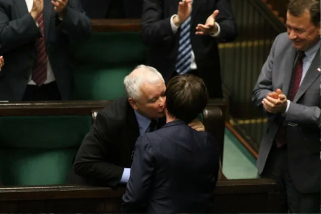 Według informacji "Rzeczpospolitej", Jarosław Kaczyński podjął decyzję ws. stanowiska premiera.