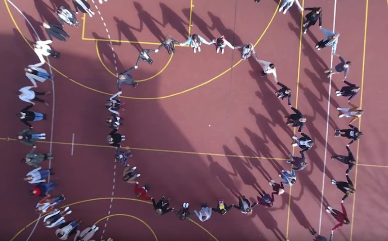 Akcja #muremzanauczycielami to wyraz wsparcia uczniów dla nauczycieli przed planowanym na 8 kwietnia strajkiem.