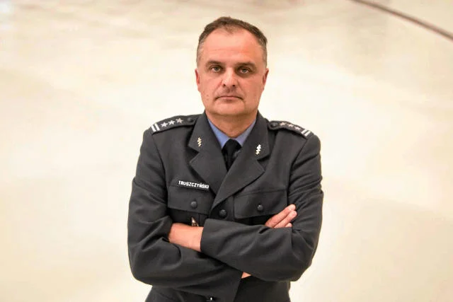 Przeniesienia pułkownika Truszczyńskiego jest jawną degradacją wybitnego specjalisty.