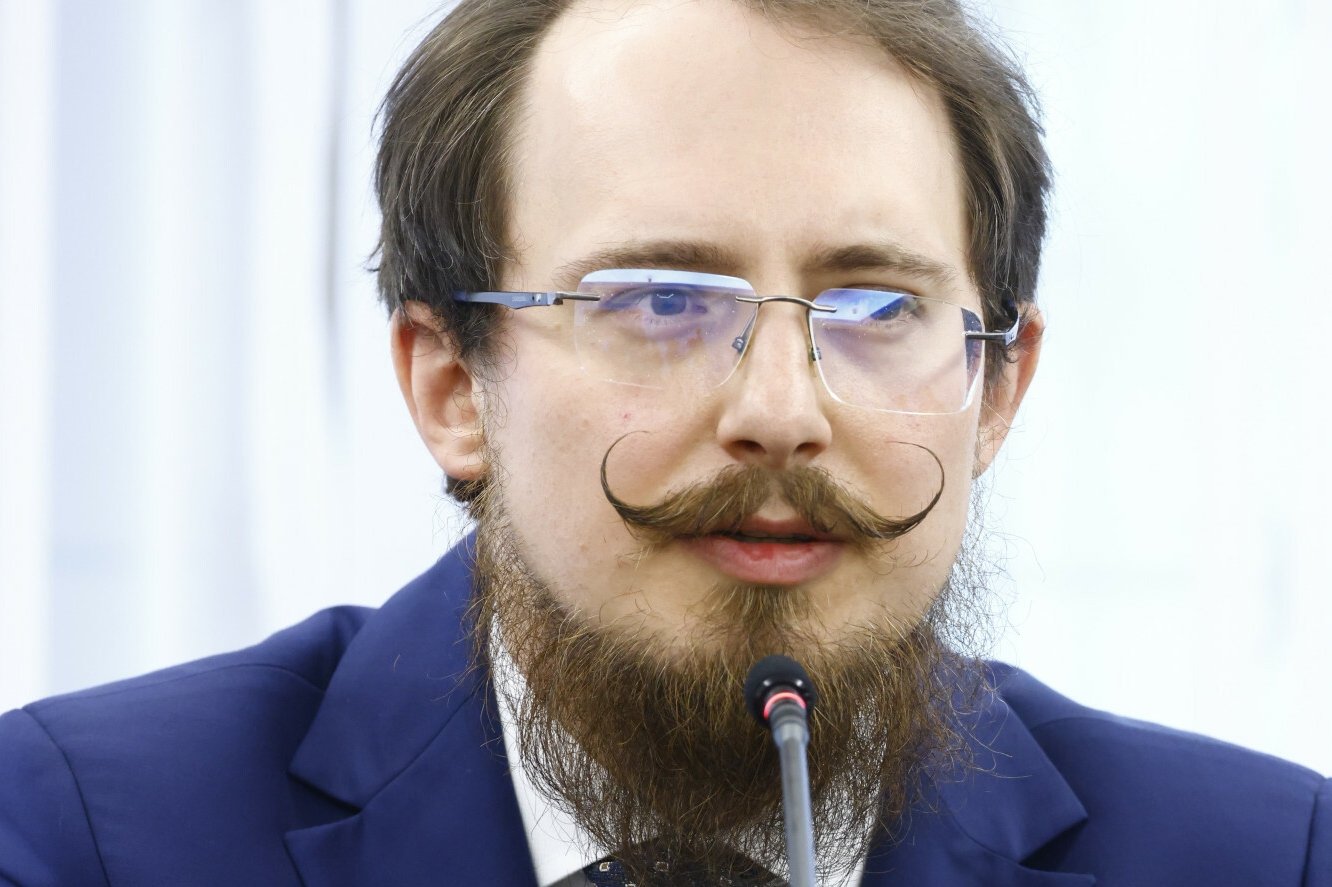 Nowa taśma Mraza i Romanowskiego. W tle kwestia katolickiej fundacji.