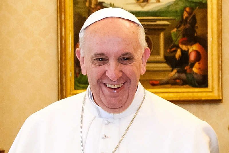 Papież Franciszek instruuje księży, jak powinni pełnić posługę w swoich parafiach.