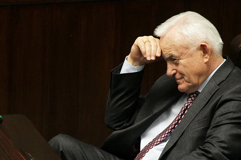 – Ci wszyscy zmarginalizowani dziś lewicowi działacze są pokiereszowani właśnie przez Leszka Millera. Cała lewica jest przez niego pokiereszowana – oburza się prof. Kazimierz Kik.