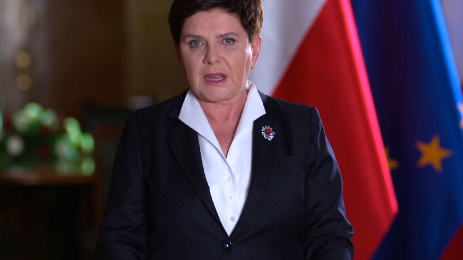 "Kiedy przelew?". Mamy 10 pytań do pani premier po jej oskarżeniu, że lipcowe protesty były opłacane.