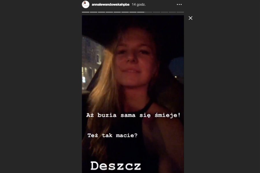 Anna Lewandowska prowadziąc samochód nagrywała film.