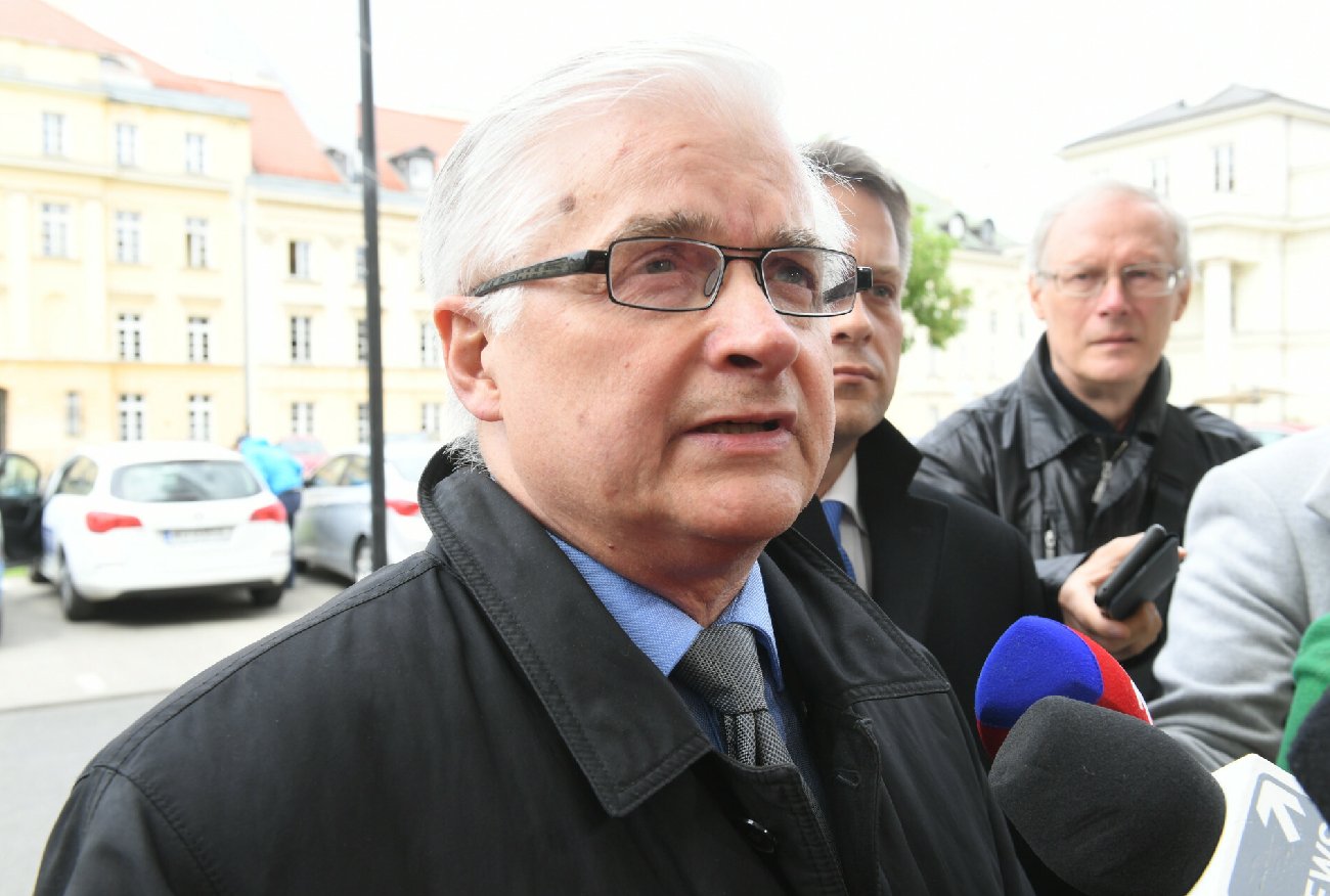 Cimoszewicz z zarzutami. Za dawny wypadek grożą mu nawet 3 lata więzienia.