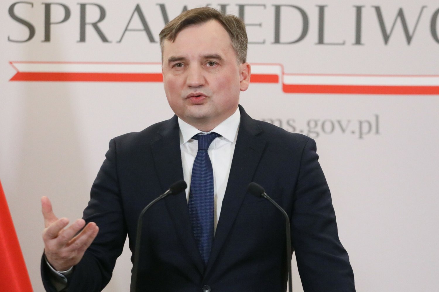 Rzecznik rządu zaprzecza, aby szef MS miał zostać zdymisjonowany.