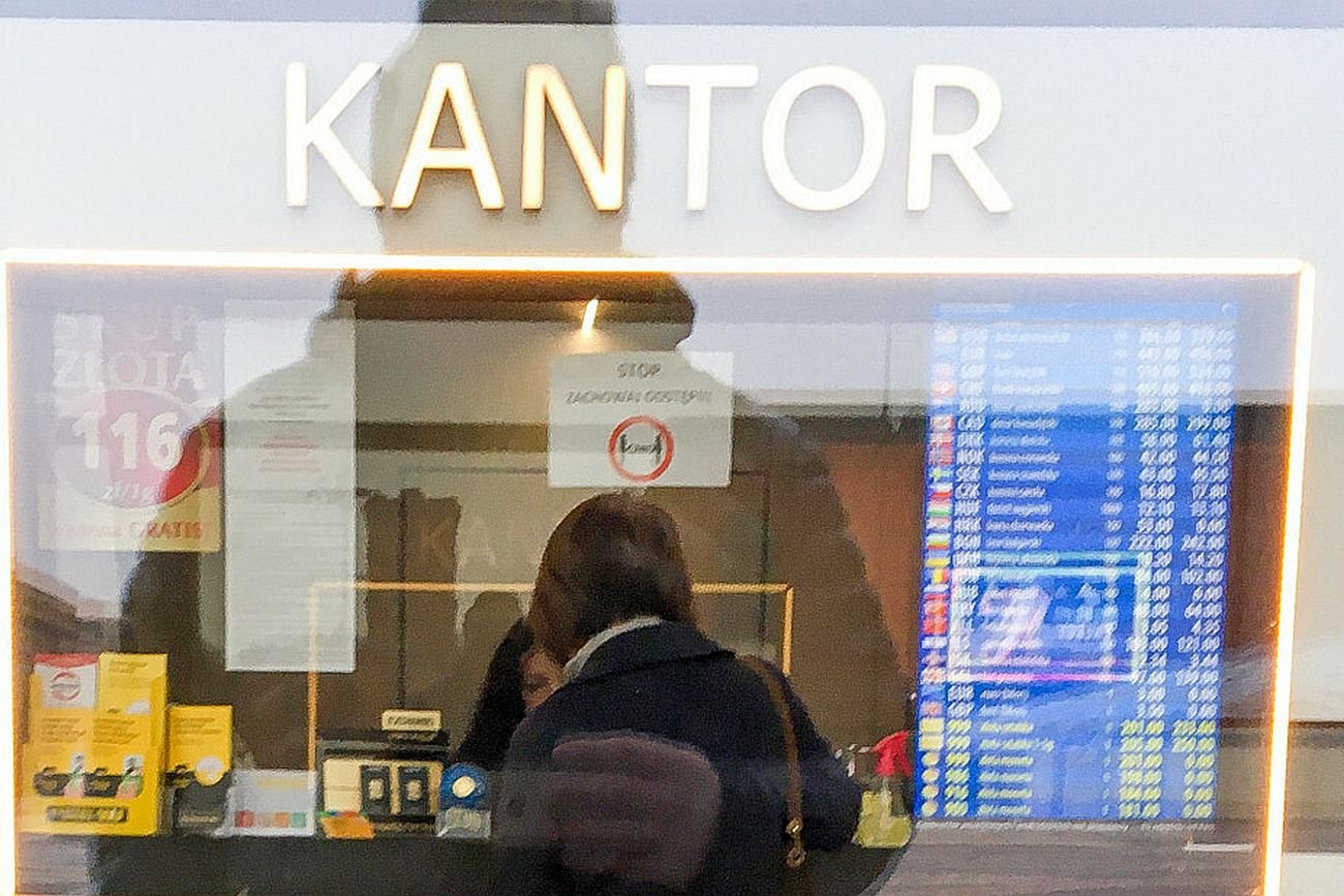 Kursy walut w piątek 11 kwietnia. Tyle kosztuje dolar, euro i funt