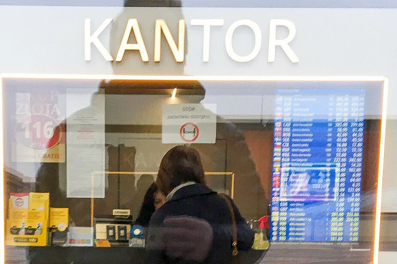 Kursy walut w piątek 11 kwietnia. Tyle kosztuje dolar, euro i funt Kursy walut w piątek 11 kwietnia. Tyle kosztuje dolar, euro i funt