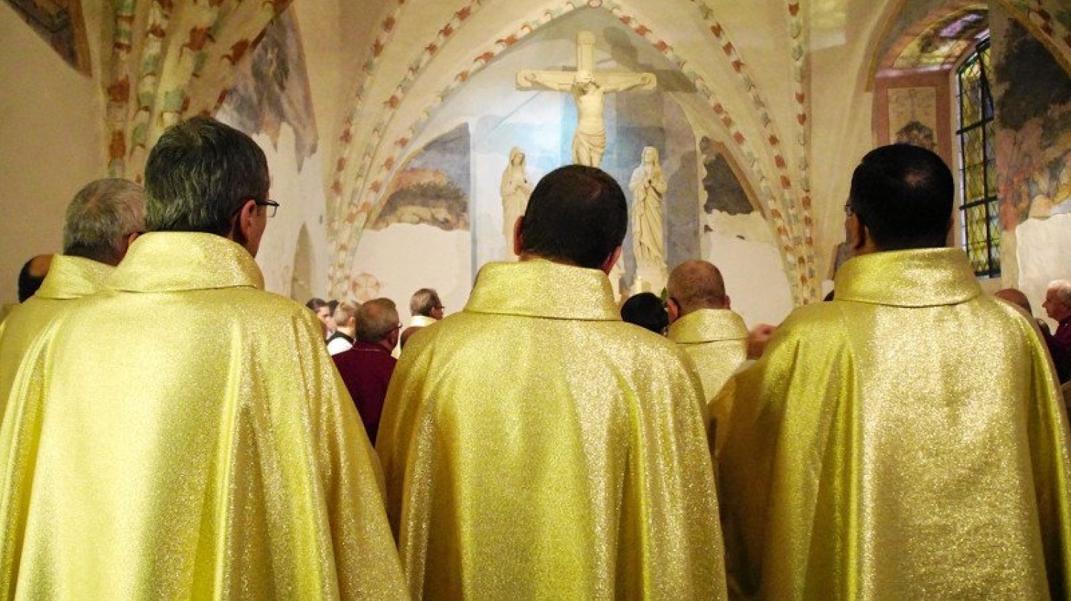 Prawie 40 proc. badanych uważa, że tylko państwo ma szanse na rozwiązanie problemu pedofilii wśród duchownych