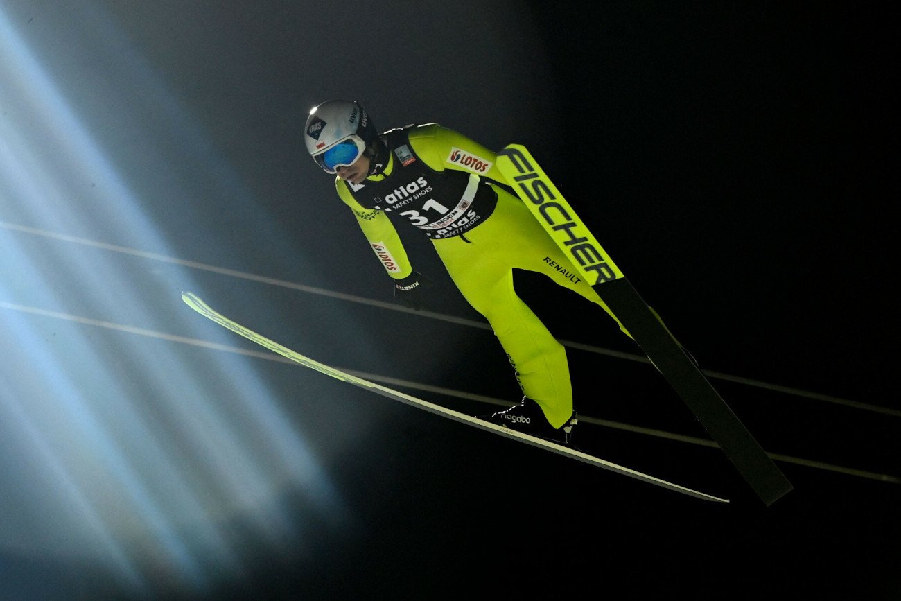 Kamil Stoch nie powtórzył wyniku z piątkowego treningu czy prologu. Polak zapunktował jednak w Willingen.