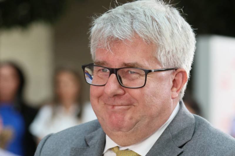 Ryszard Czarnecki w naTemat.pl komentuje, skąd wzięły się zarzuty pod adresem uczelni