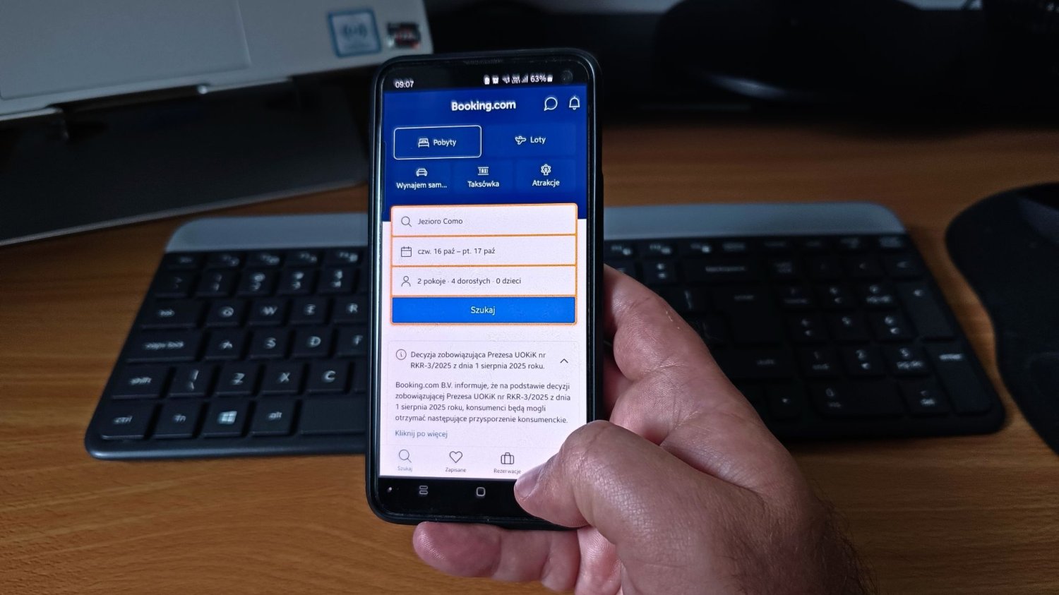Też dostałeś taką wiadomość od Booking.com? Oto jak uzyskasz rekompensatę Aplikacja Booking.com na telefonie